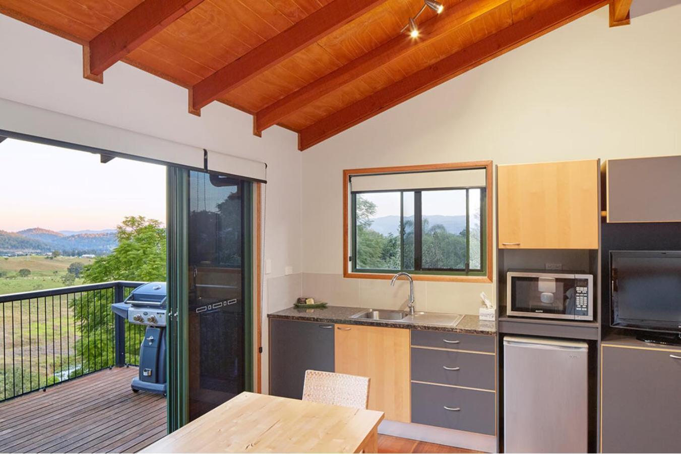 Dayboro Cottages エクステリア 写真
